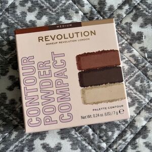 Makeup Revolution London Contour Powder Compact Medium or Light